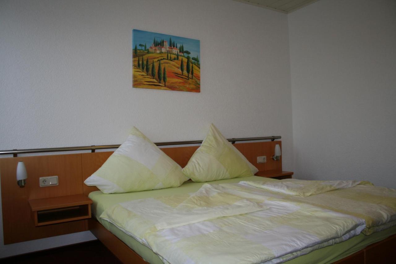 Pension Zur Krone Otel Eisenach Dış mekan fotoğraf